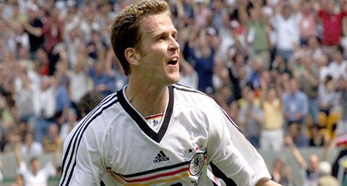 بيرهوف: أزمة "الرخصة" لن تؤثر على ريوس مع منتخب ألمانيا